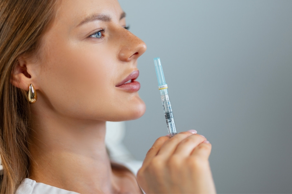 Jawline (Cene Hatti) Dolgusu Nedir - Karakteristik Cerceve